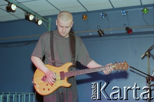 1997-1999, Warszawa, Polska.
Zespół Variete, klub Proxima.
Fot. Artur Polit, zbiory Fundacji Ośrodka KARTA