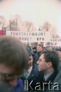 12.1995, Warszawa, Polska.
Manifestacja pod Sejmem przeciwko prezydenturze Aleksandra Kwaśniewskiego, n/z transparent 