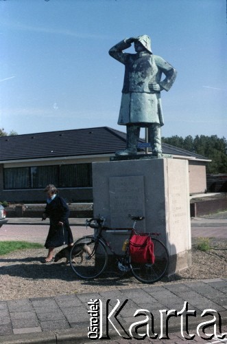 1992, Hoek van Holland, Holandia.
Pomnik 