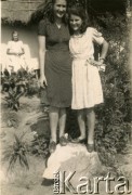 Ok. 1943, Koja, Uganda.
Zofia Ślimak (potem Michalski, z prawej) z koleżanką Helą.
Fot. NN, udostępnili Zofia i Julian Michalski, zbiory Ośrodka KARTA