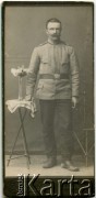 1914-1915, Bautsch, Austro-Węgry.
Władysław Gawlik w mundurze armii austro-węgierskiej.
Fot. NN, udostępnili Barbara i Jan Pawłowscy, zbiory Ośrodka KARTA