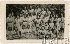 Wrzesień 1943, Iran.
Kurs drużynowych harcerskich, który odbył się w Zakładzie nr 1.
Fot. NN, udostępniła Irena Godyń, zbiory Ośrodka KARTA