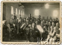 Przed 1939, Polska.
Orkiestra wojskowa, prawdopodobnie 9 Pułku Ułanów Małopolskich.
Fot. NN, udostępniła Irena Godyń, zbiory Ośrodka KARTA