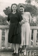 Druga połowa lat 40., Liban.
Irena Juchniewicz (z prawej, potem Godyń) z koleżanką.
Fot. NN, udostępniła Irena Godyń, zbiory Ośrodka KARTA