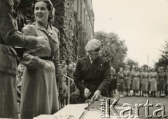 18.05.1958, Pitsford, Anglia, Wielka Brytania.
Uroczystość poświęcenia sztandaru hufca 