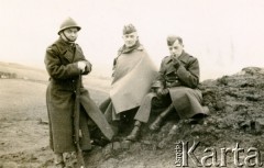 Październik 1940, okolice Kirkcaldy, Szkocja, Wielka Brytania.
Pułkownik Tadeusz Münnich (po prawej) podczas służby w 8. Brygadzie Strzelców, powołanej do obrony wybrzeża Szkocji. 
Fot. NN, udostępnił Krzysztof Münnich, zbiory Ośrodka KARTA