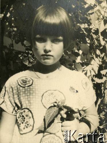 1925-1927, Francja.
Larysa Zajączkowska.
Fot. NN, kolekcja Larysy Zajączkowskiej-Mitznerowej, zbiory Ośrodka KARTA
