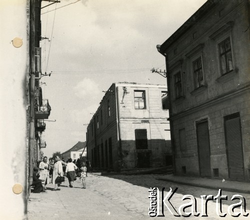 1940, Rzeszów, dystrykt krakowski, Generalne Gubernatorstwo.
Ulica Jancentego Gałęzowskiego w okresie okupacji niemieckiej. 
Fot. NN, kolekcja Bogusława Kotuli, zbiory Fundacji Ośrodka KARTA