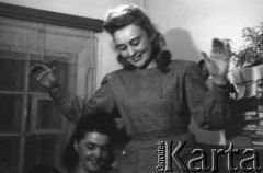 1955, Workuta, Komi ASRR, ZSRR.
Więźniarki łagrów. Z lewej Halina Kowalska.
Fot. Eugeniusz Cydzik, udostępnił Eugeniusz Cydzik w ramach projektu 