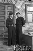 1955-1957, Workuta, Komi ASRR, ZSRR.
Eugeniusz Cydzik w towarzystwie marynarza.
Fot. Eugeniusz Cydzik, udostępnił Eugeniusz Cydzik w ramach projektu 