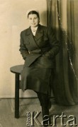 3.07.1944, Słonim, Białoruska SRR, ZSRR.
Portret kobiety, u której Czesława Parnicka pracowała przymusowo podczas okupacji niemieckiej.
Fot. NN, zbiory Archiwum Historii Mówionej Ośrodka KARTA i Domu Spotkań z Historią, udostępniła Czesława Parnicka w ramach projektu 